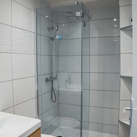 34 M With Balcony In Montpellier